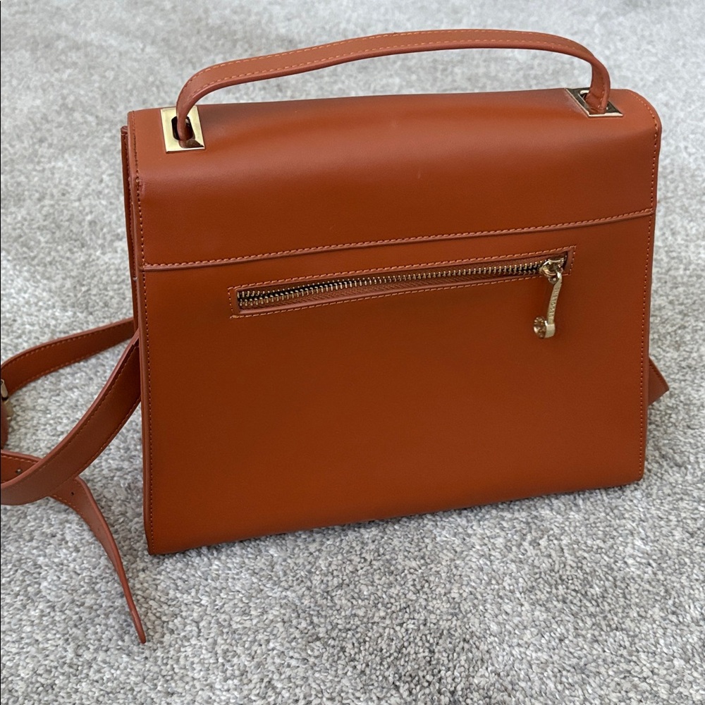 Segolene en Cuir Tan Faux Leather Handbag - Picture 3 of 13